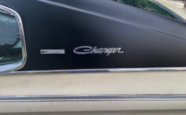 Dodge-Charger-1967-5