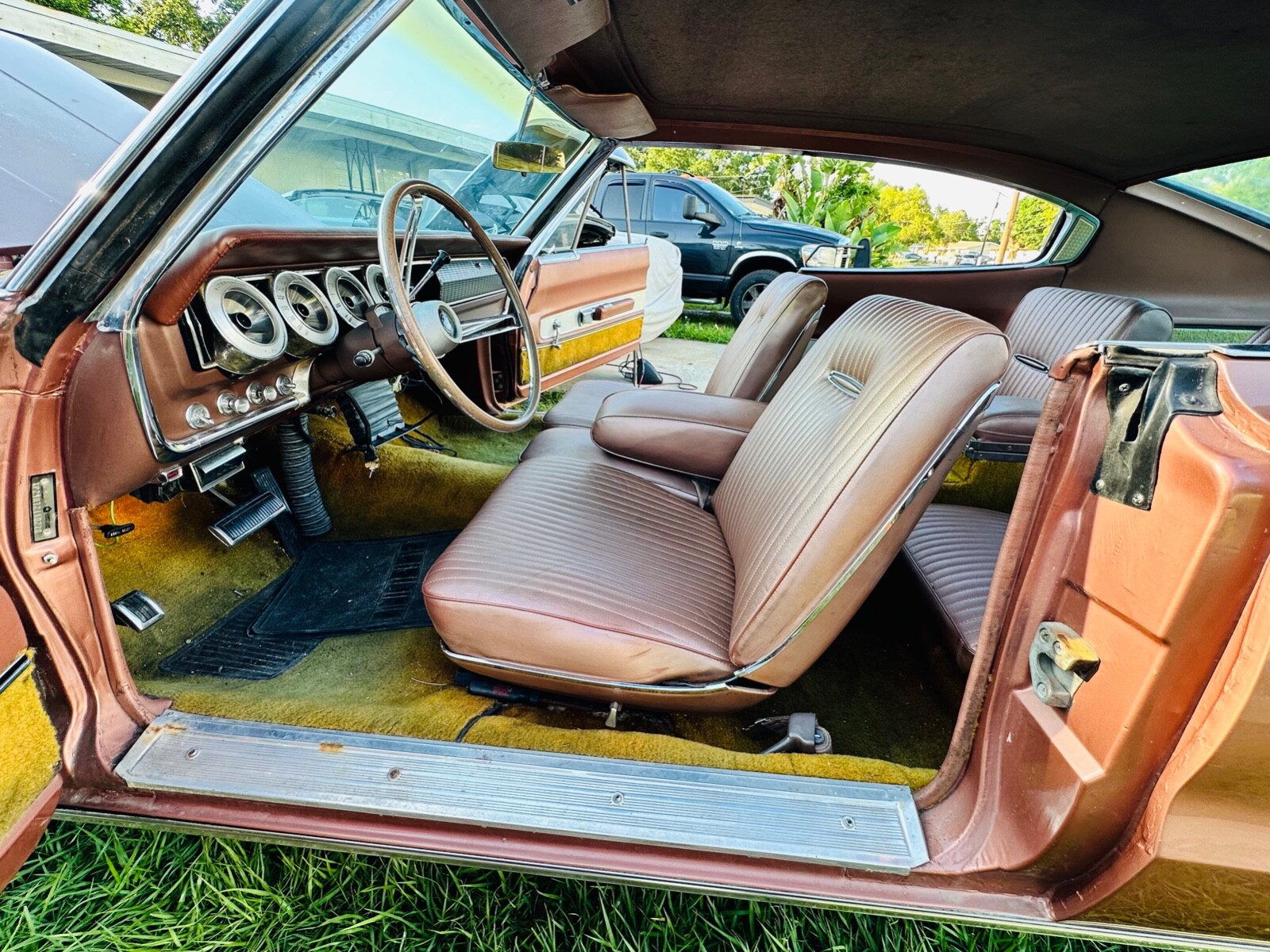 Dodge-Charger-1967-Fastback-23
