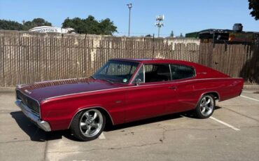 Dodge-Charger-1967-red