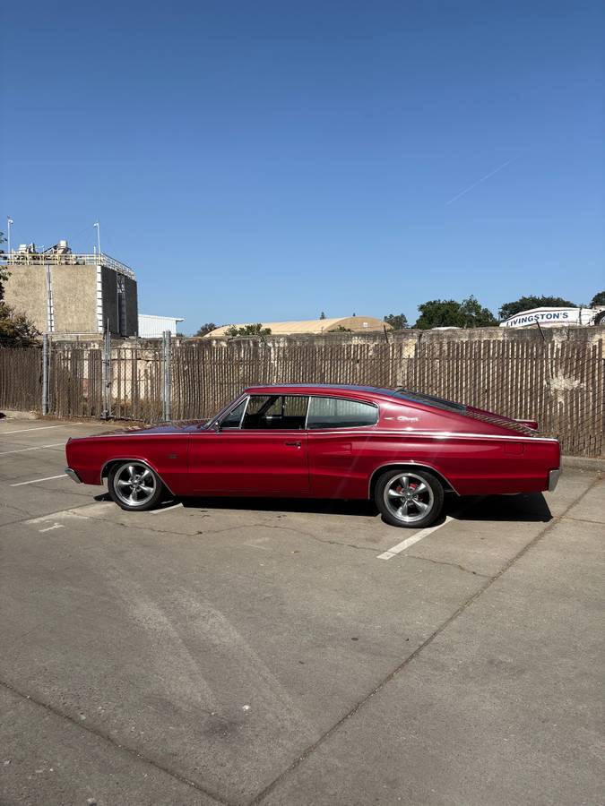 Dodge-Charger-1967-red-4