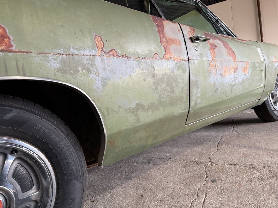 Dodge-Charger-1968-28