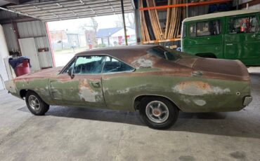 Dodge-Charger-1968-3