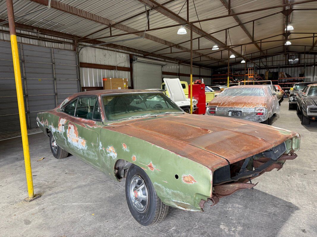Dodge-Charger-1968-5
