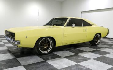 Dodge-Charger-1968-Coupe-3