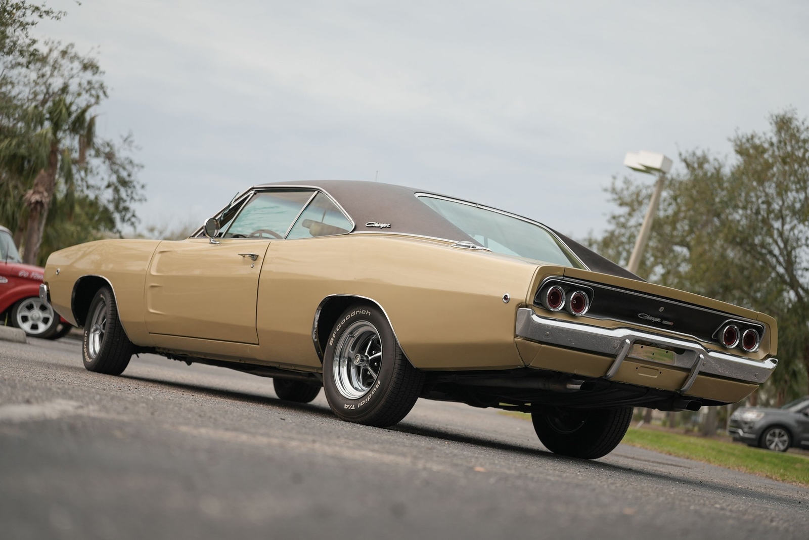 Dodge-Charger-1968-Other-11