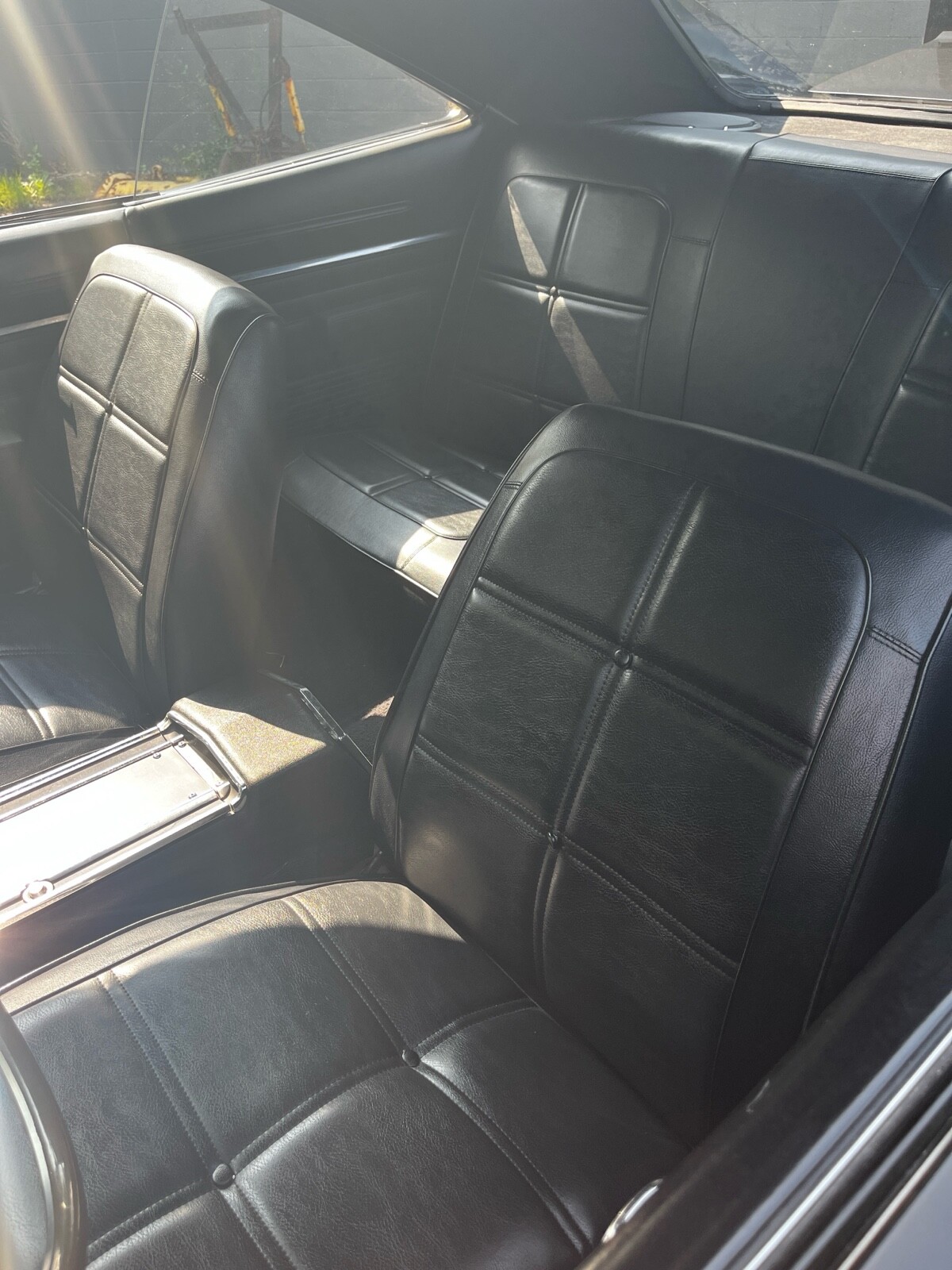 Dodge-Charger-1969-17
