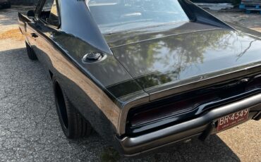 Dodge-Charger-1969-9
