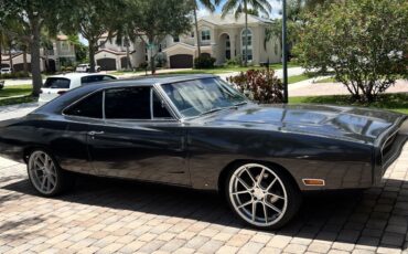 Dodge-Charger-1970-12