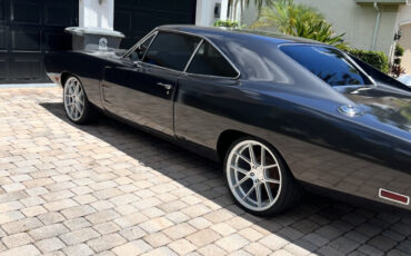 Dodge-Charger-1970-14