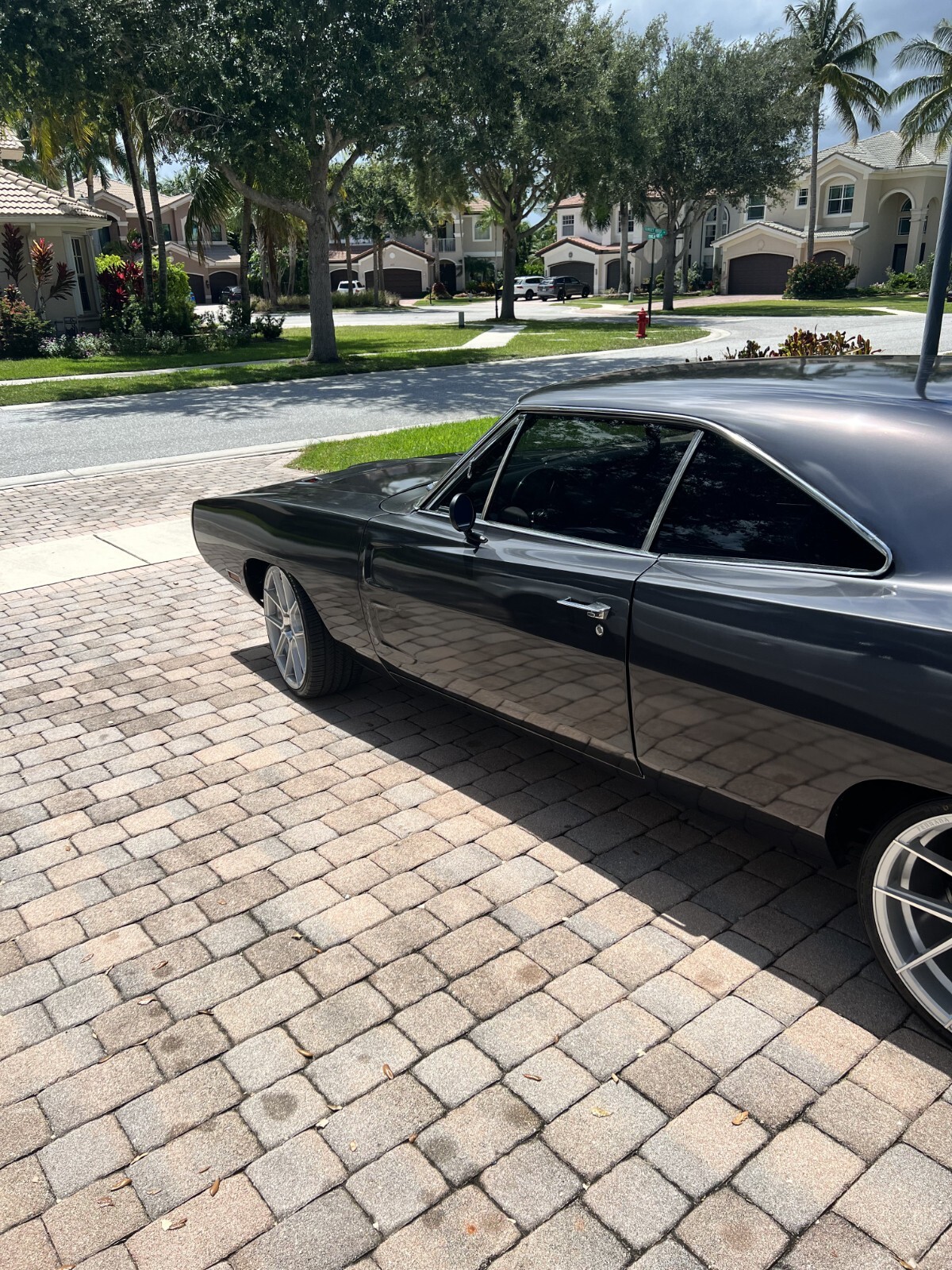 Dodge-Charger-1970-8