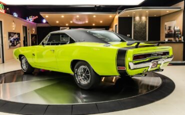 Dodge-Charger-1970-Coupe-16