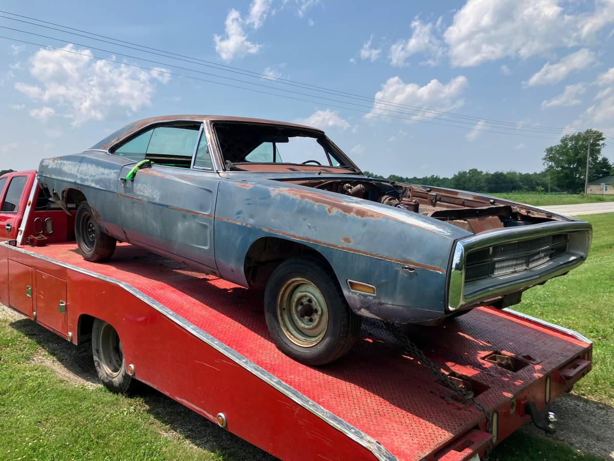 Dodge Charger  1970 blue