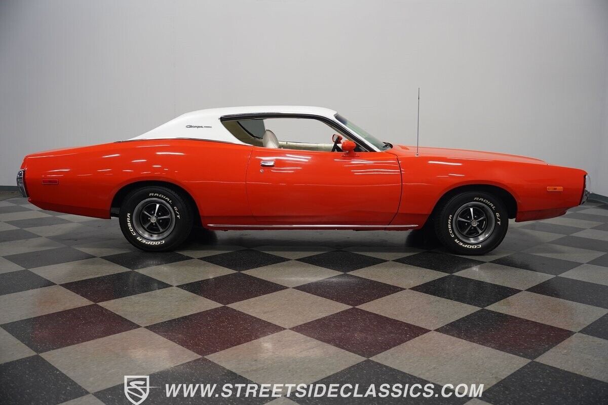 Dodge-Charger-1972-Hardtop-17