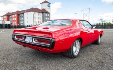 Dodge-Charger-1972-Sedan-12