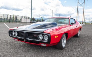 Dodge-Charger-1972-Sedan