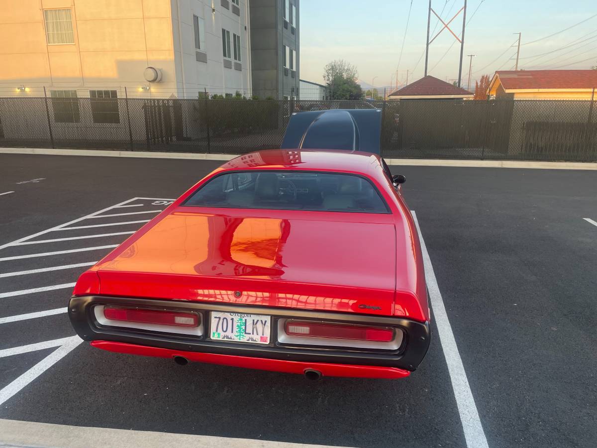 Dodge-Charger-1972-red-2