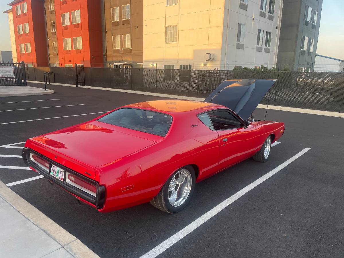 Dodge-Charger-1972-red-3