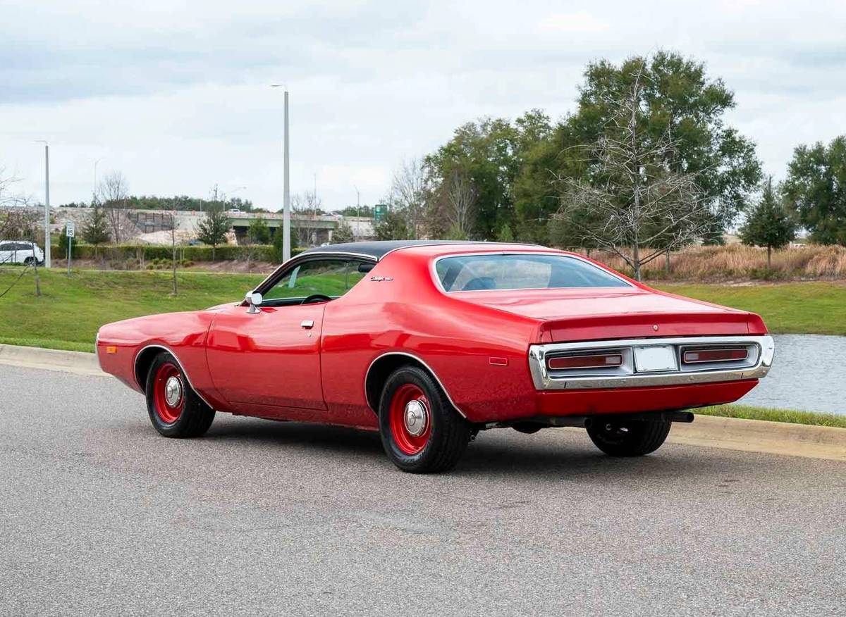 Dodge-Charger-1972-red-6