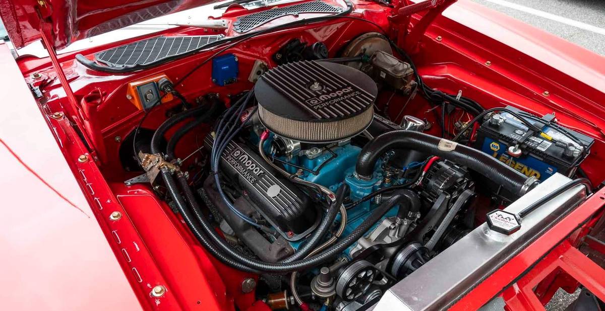 Dodge-Charger-1972-red-7