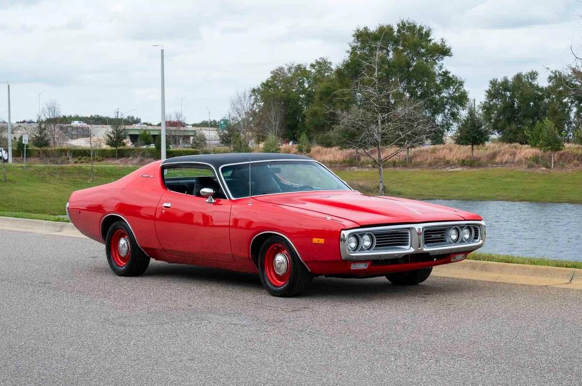 Dodge Charger  1972 red