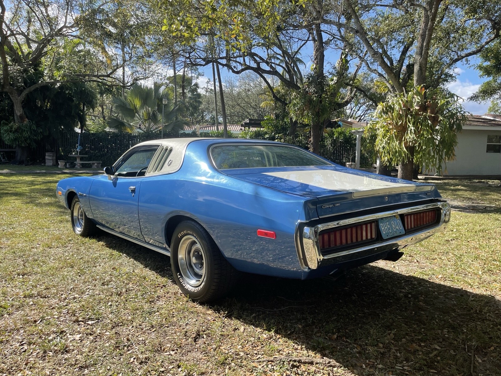 Dodge-Charger-1973-Coupe-3