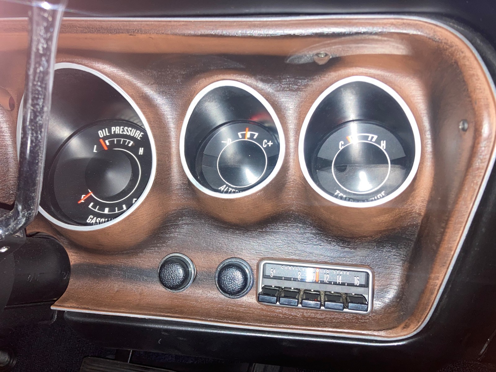 Dodge-Charger-1974-15