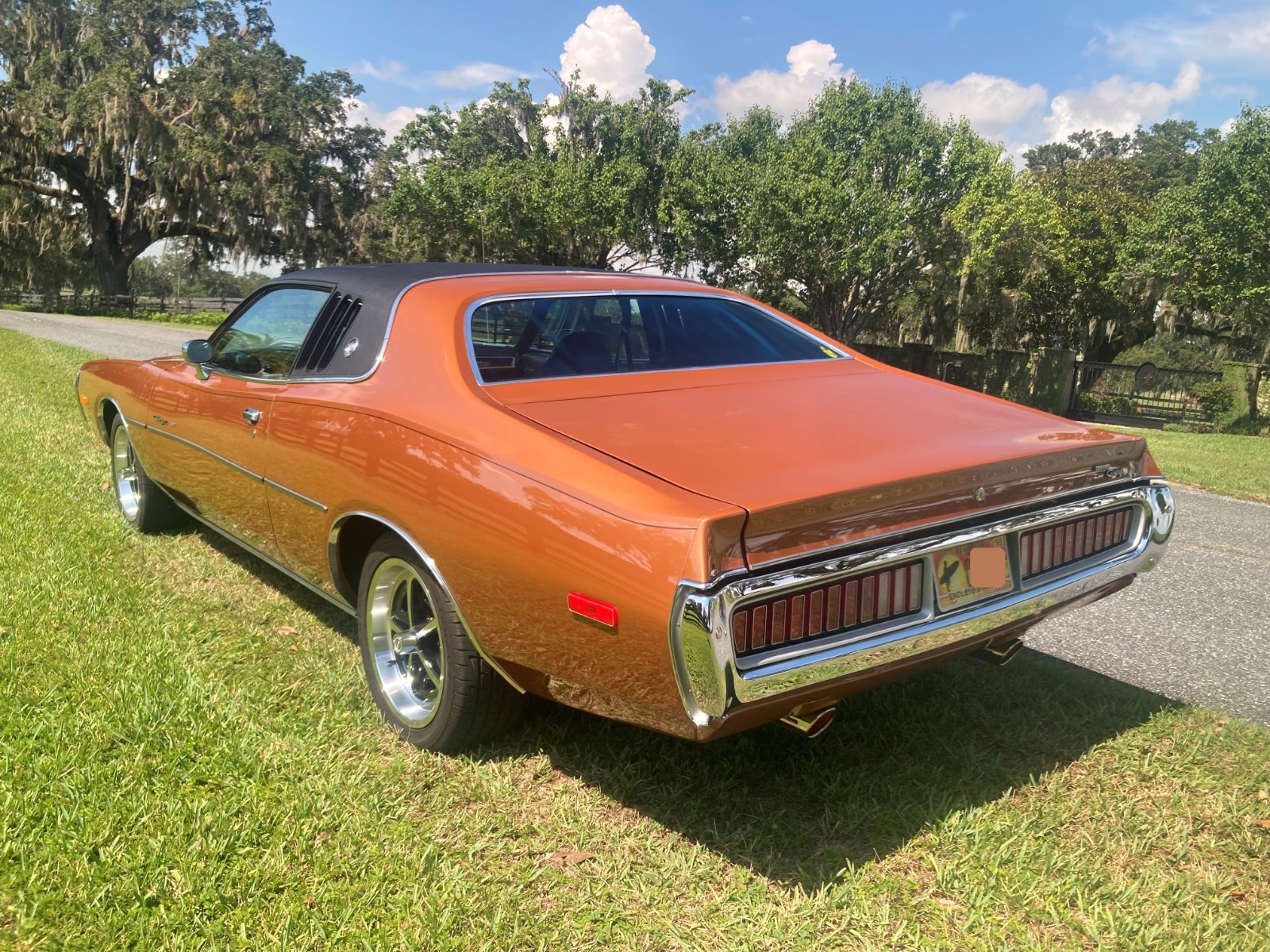 Dodge-Charger-1974-2