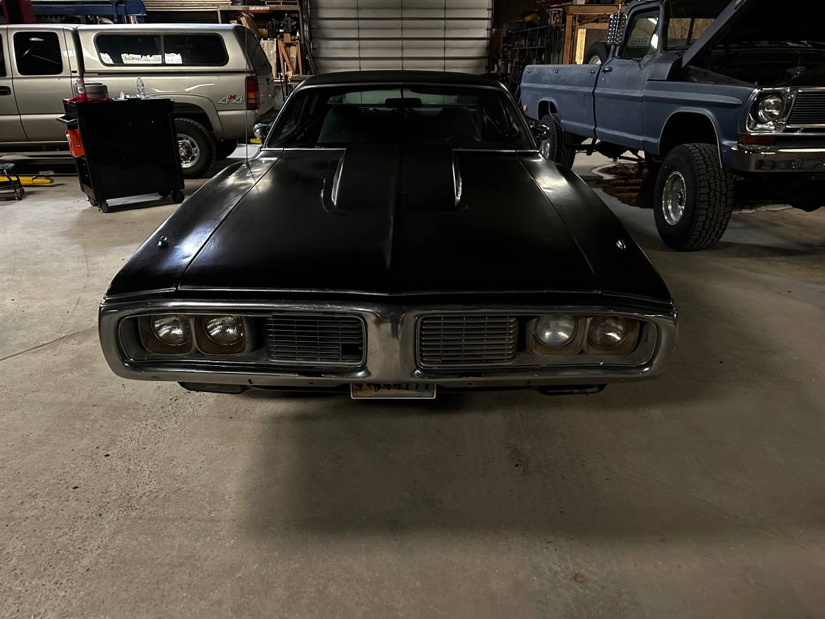 Dodge-Charger-1974-2