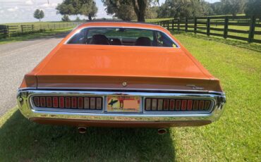 Dodge-Charger-1974-3