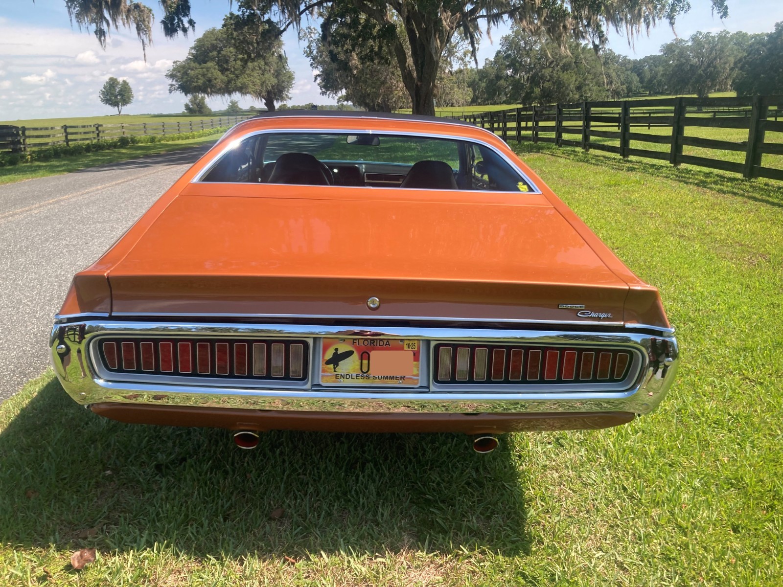 Dodge-Charger-1974-3