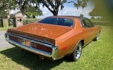 Dodge-Charger-1974-4