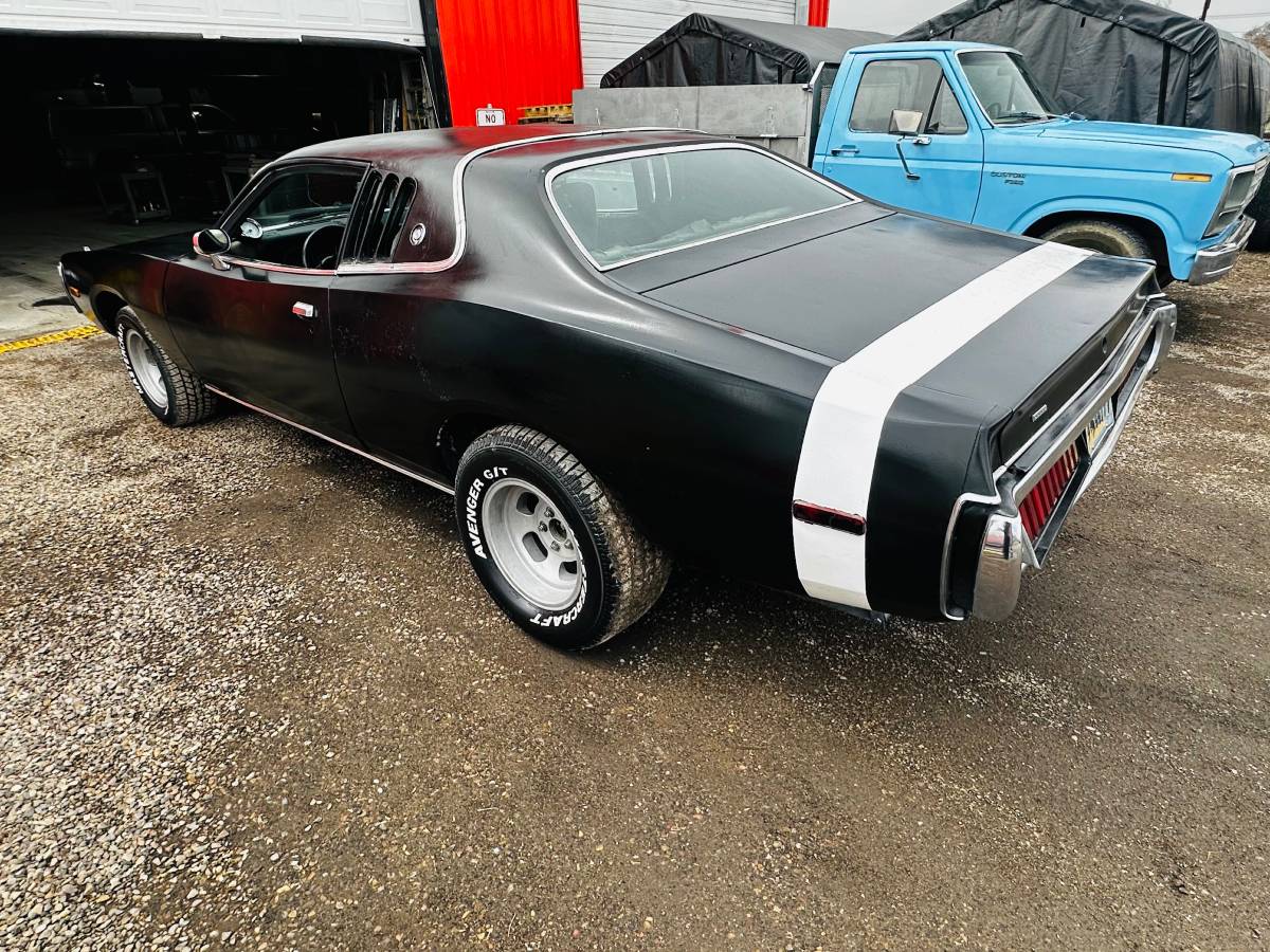 Dodge-Charger-1974-7