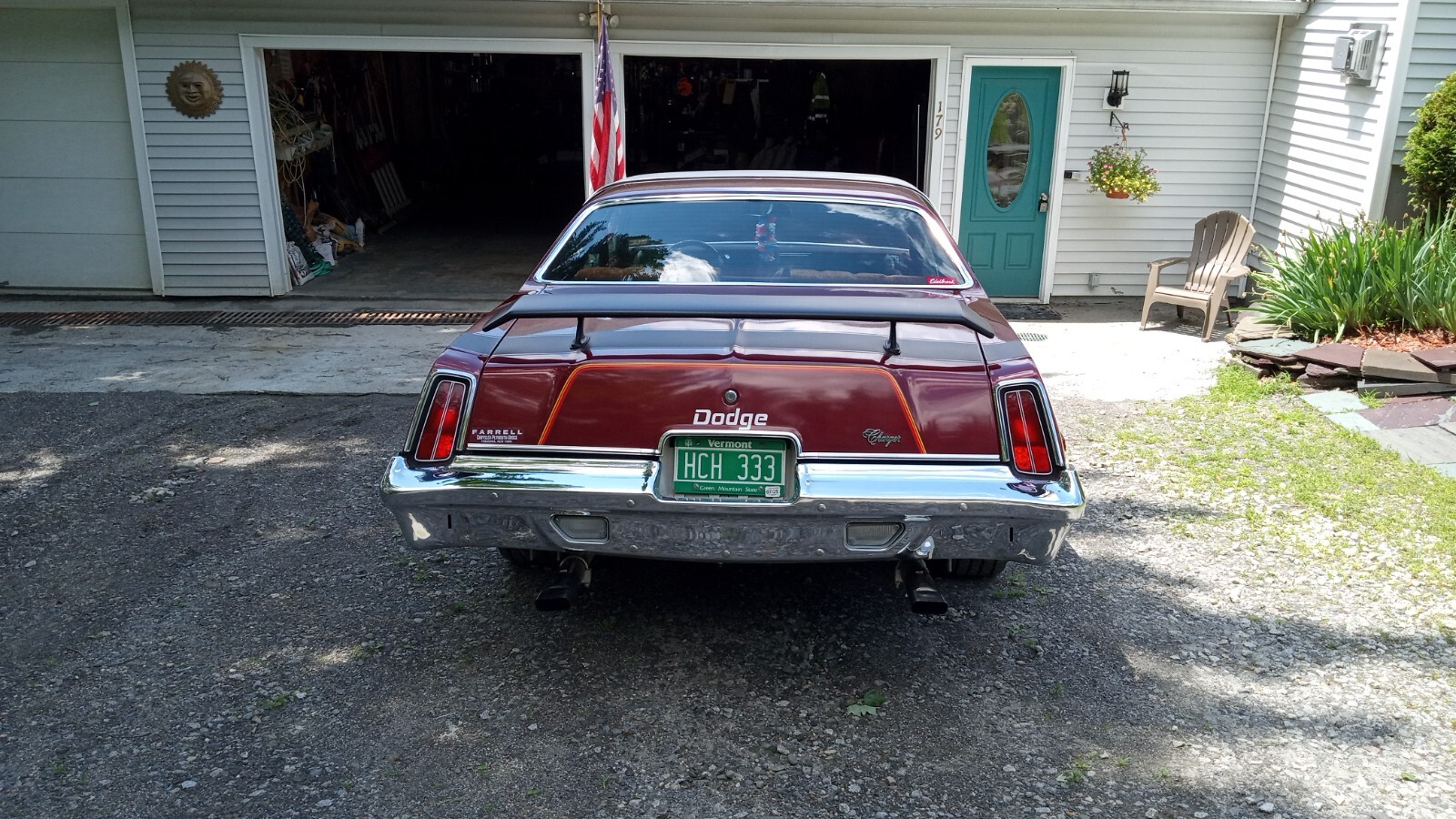 Dodge-Charger-1976-2-door-sedan-3