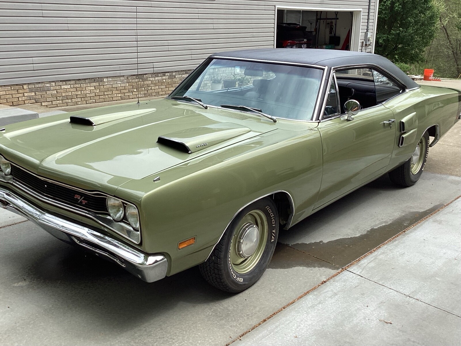Dodge-Coronet-1969-Sedan-1