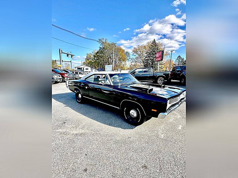 Dodge-Coronet-1969-black-3