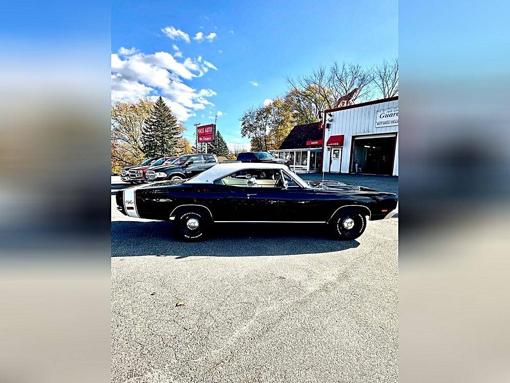 Dodge-Coronet-1969-black-4