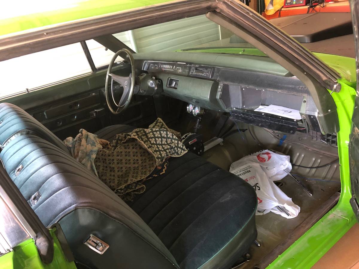 Dodge-Coronet-1970-green-1