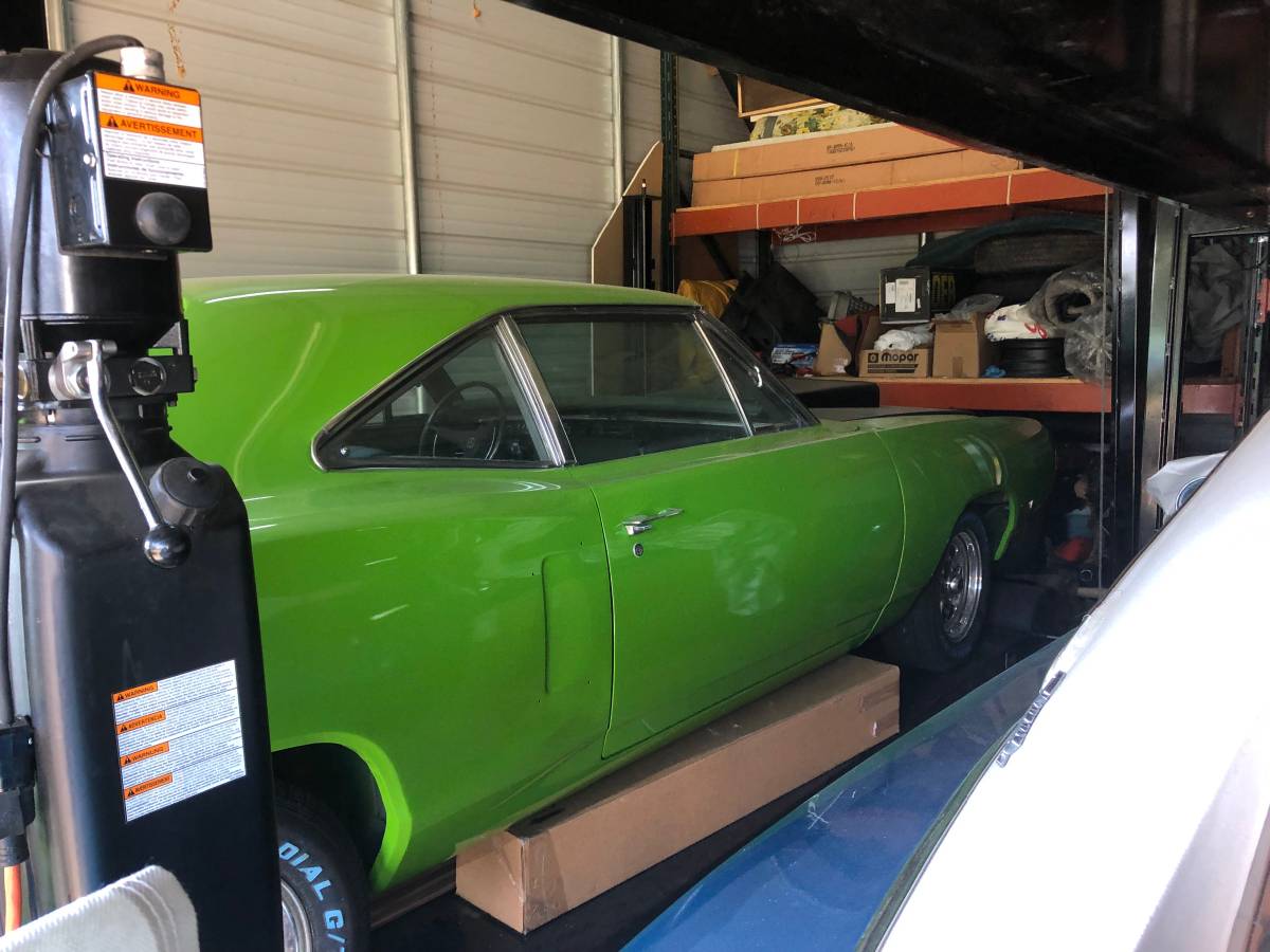 Dodge Coronet  1970 green