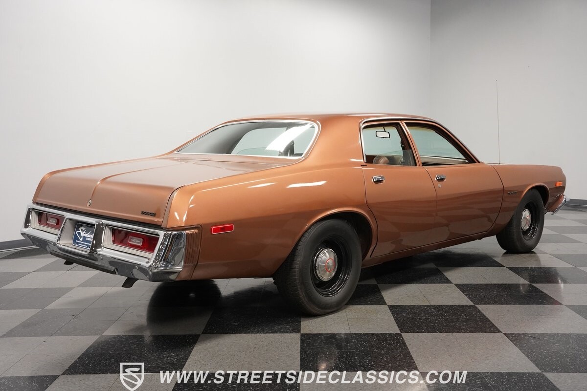Dodge-Coronet-1974-Sedan-12