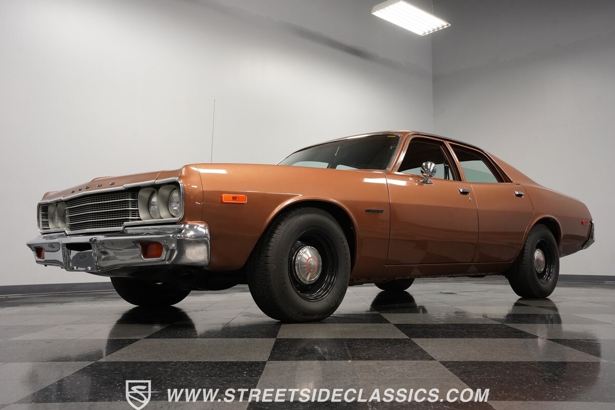 Dodge-Coronet-1974-Sedan-20