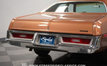 Dodge-Coronet-1974-Sedan-25