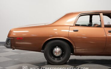 Dodge-Coronet-1974-Sedan-28