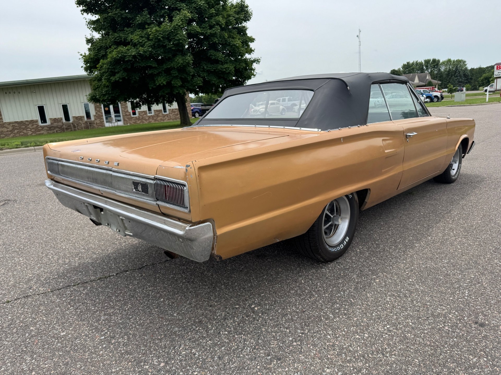 Dodge-Coronet-Convertible-1967-Convertible-2
