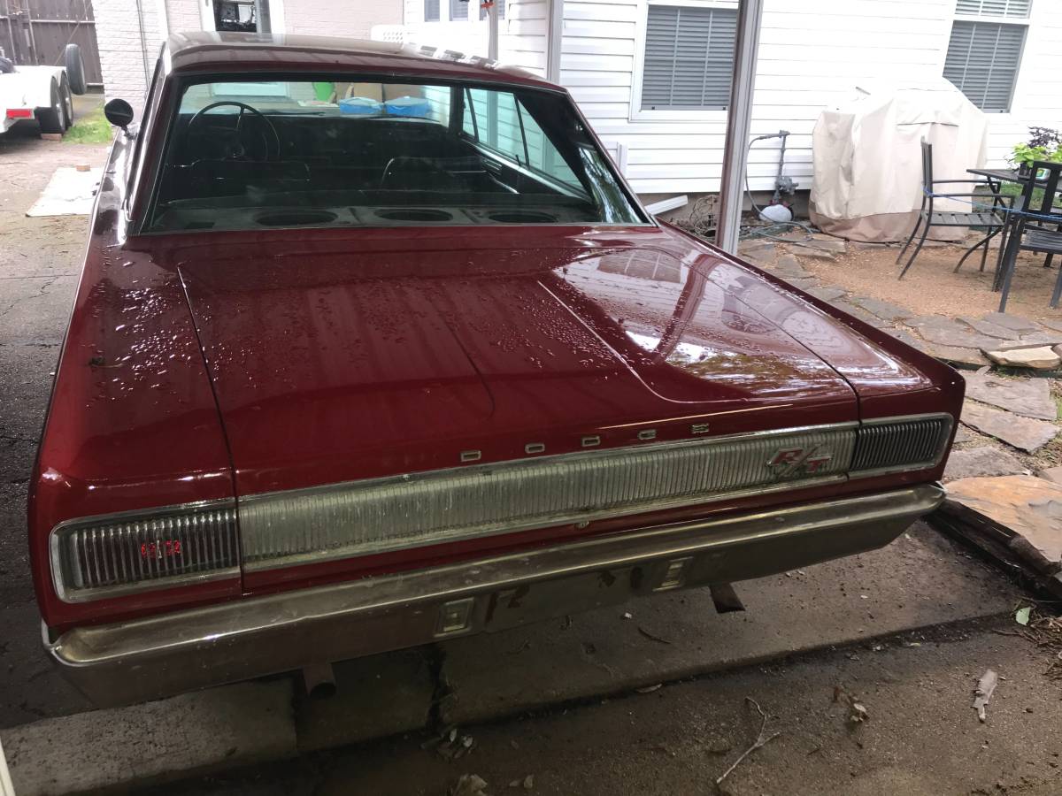Dodge-Coronet-rt-1967-red-2