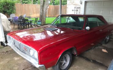 Dodge-Coronet-rt-1967-red