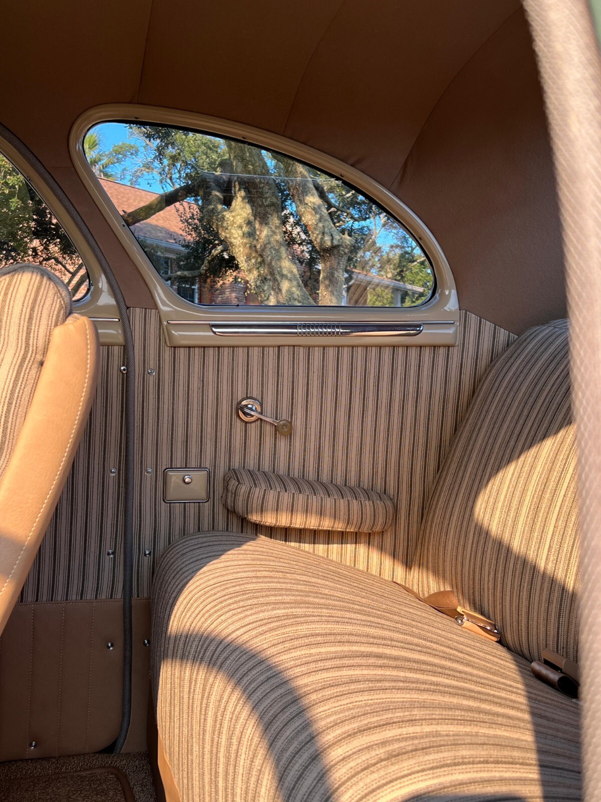 Dodge-Coupe-1946-Coupe-17