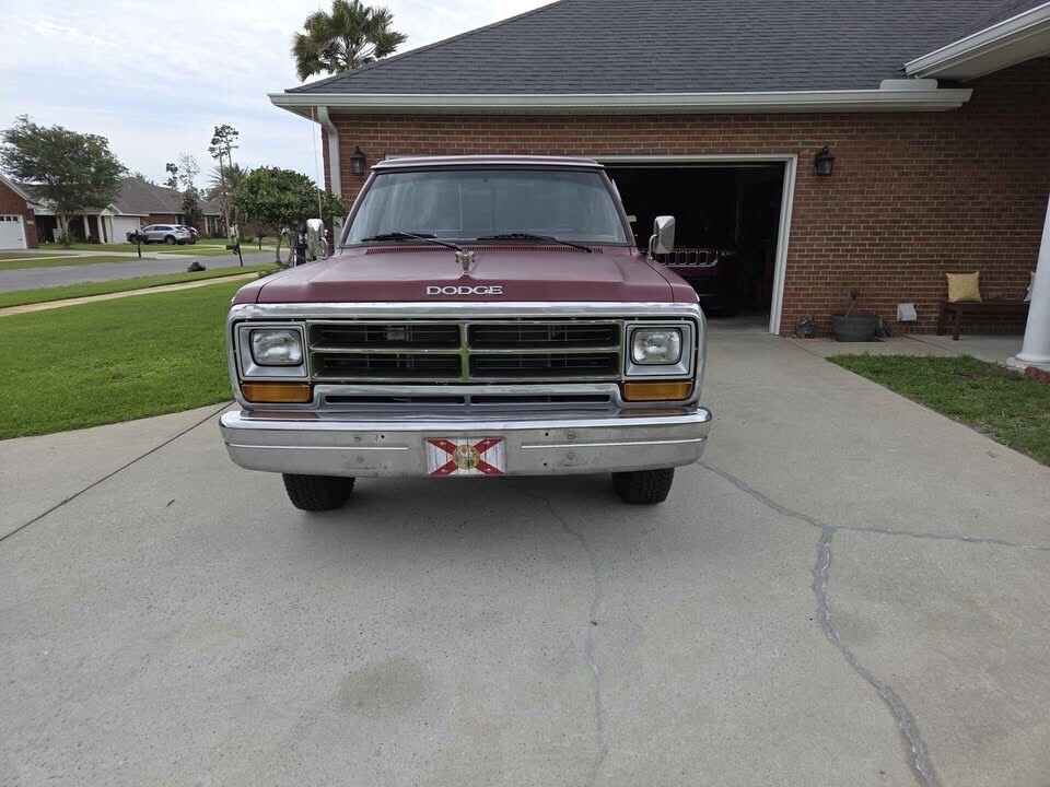 Dodge-D-Series-1985-10