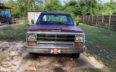 Dodge-D-Series-1985