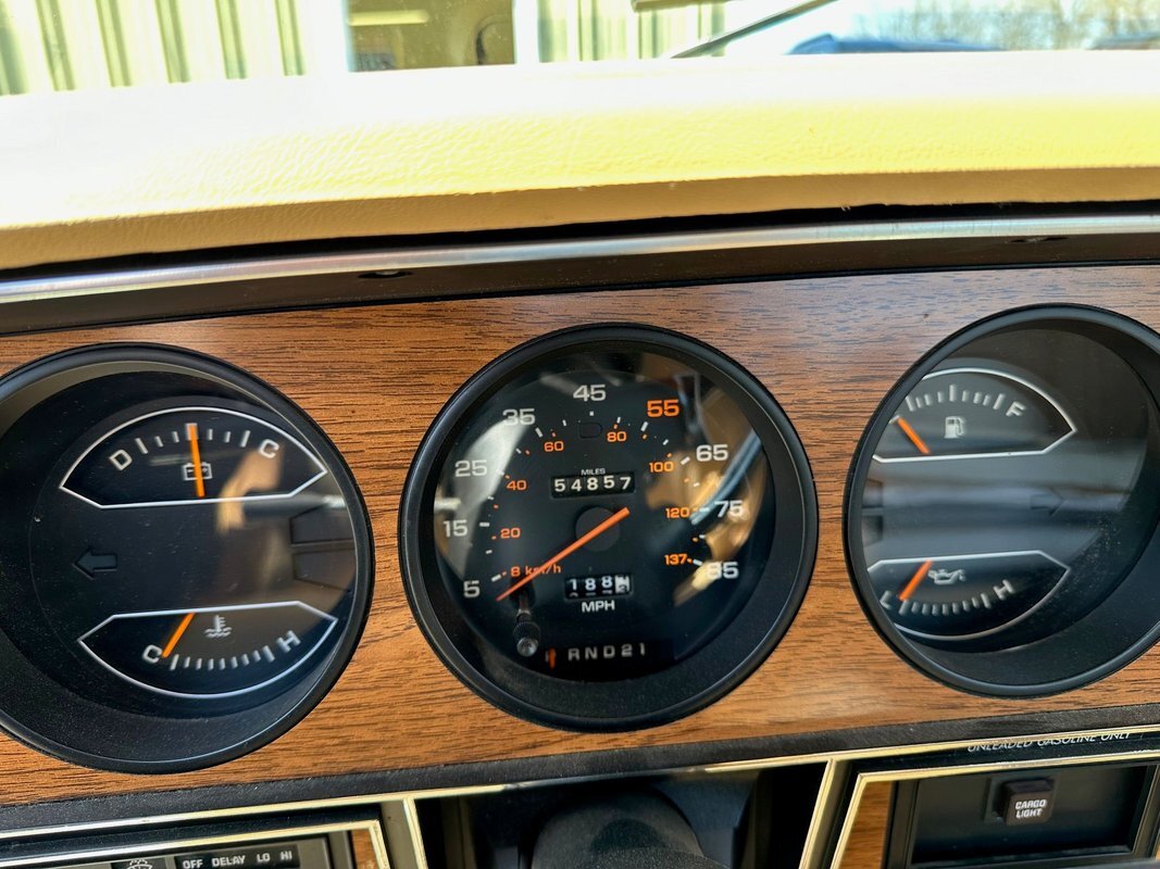 Dodge-D100-Series-1987-8