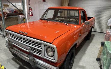 Dodge-D150-1980